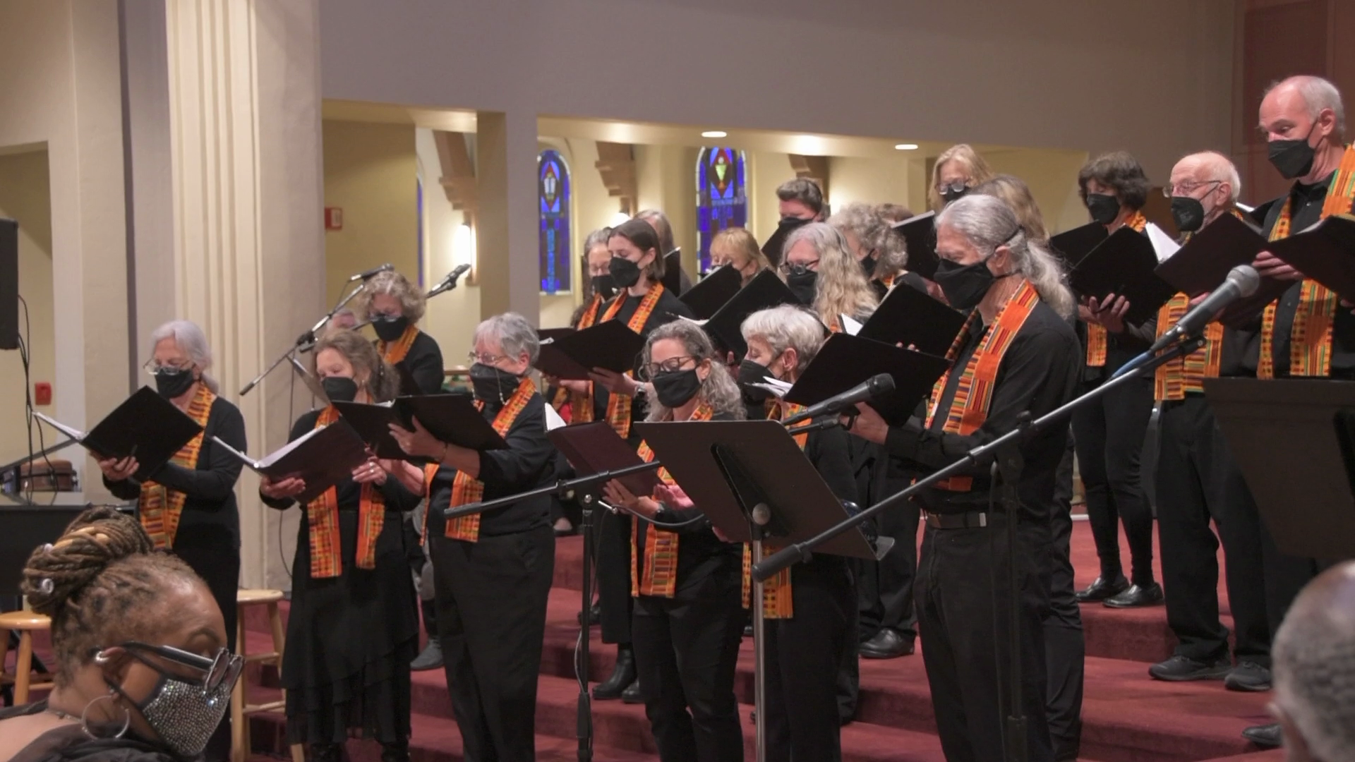 Seattle Peace Chorus singers, photo by John Slater